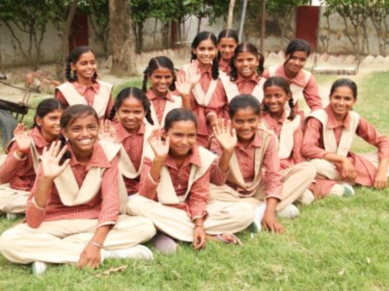 Mädchen-Schulklasse Soziales Engagement
